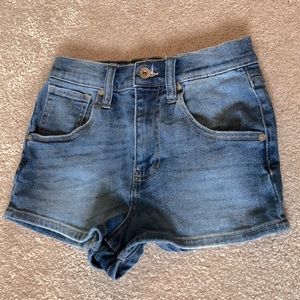 Kendall & Kylie Jean Shorts - Size 1/25
